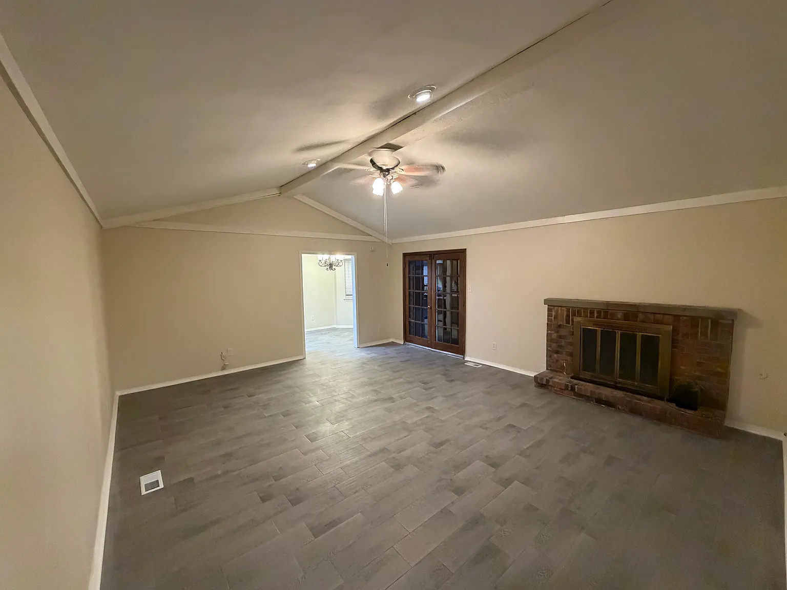 3 bed, 1478 sqft, $1,600 — Photo 2