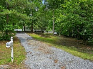 6201 Davids Way SE, Acworth, GA 30102