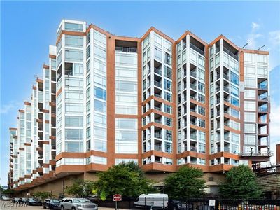 2222 Detroit Ave APT 807, Cleveland, OH, 44113