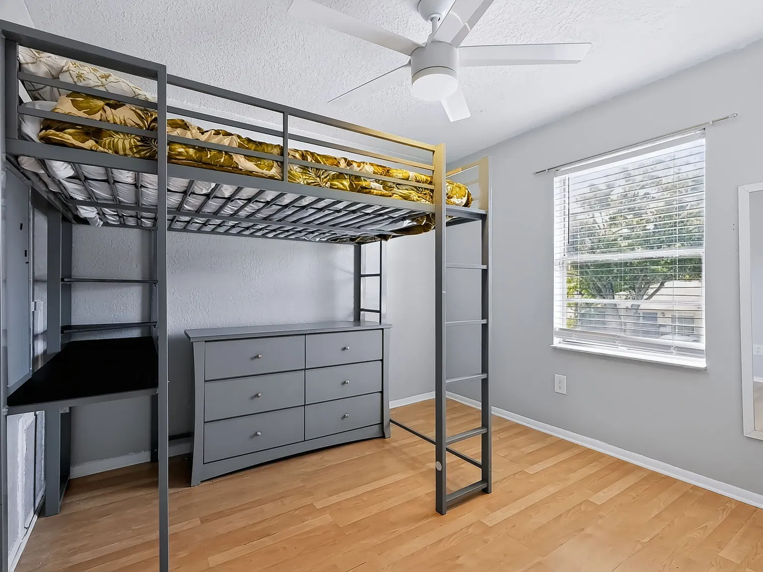 3 bed, 1500 sqft, $2,250 — Photo 4