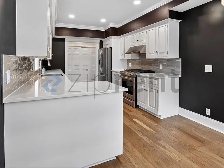 3638 Peachtree Rd NE #206 — Photo 8