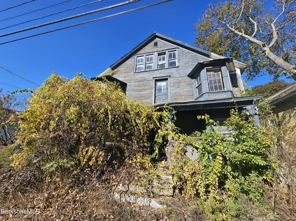301 W Main St, North Adams, MA 01247