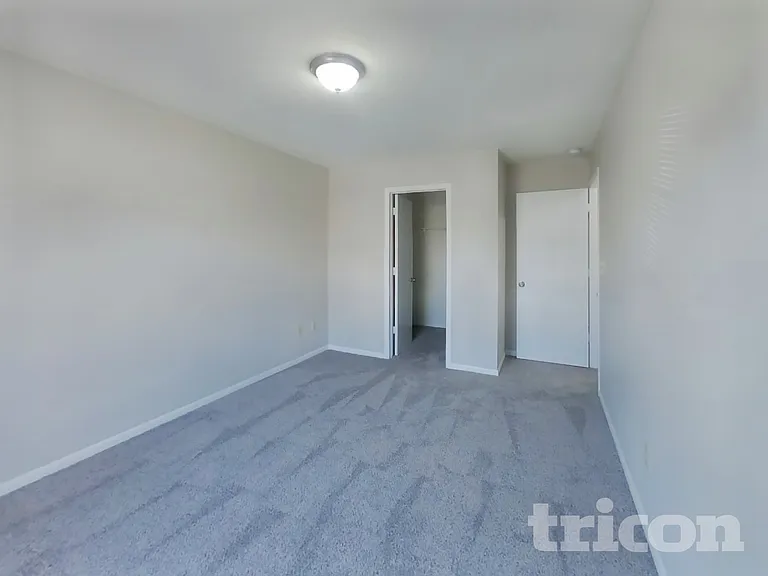 4244 Village Trace Dr — Photo 16