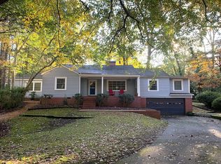 201 Pineview Dr, Greenville, NC 27834