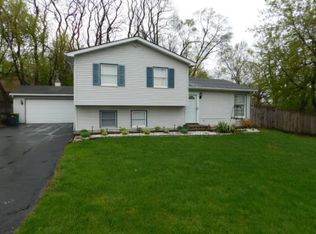 65 Highview Ave, Fox Lake, IL 60020