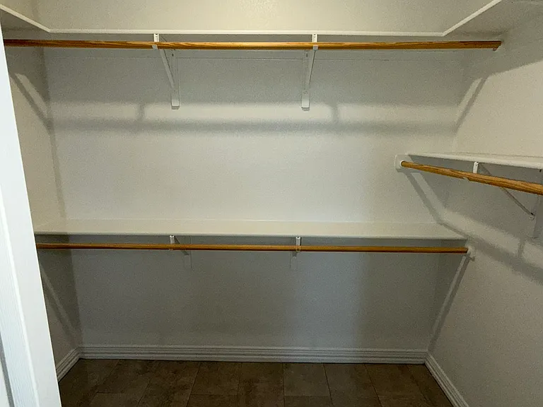 3514 Fenway Cir — Photo 10
