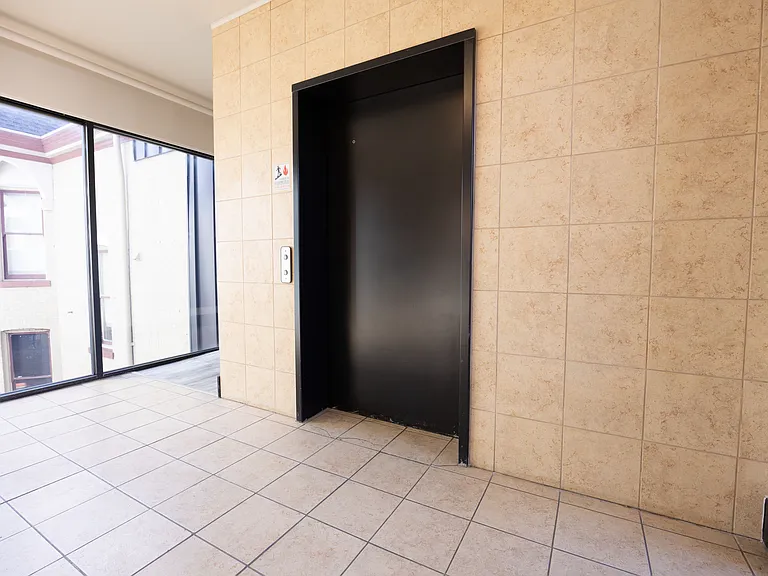 275 S Limestone St #240 — Photo 17