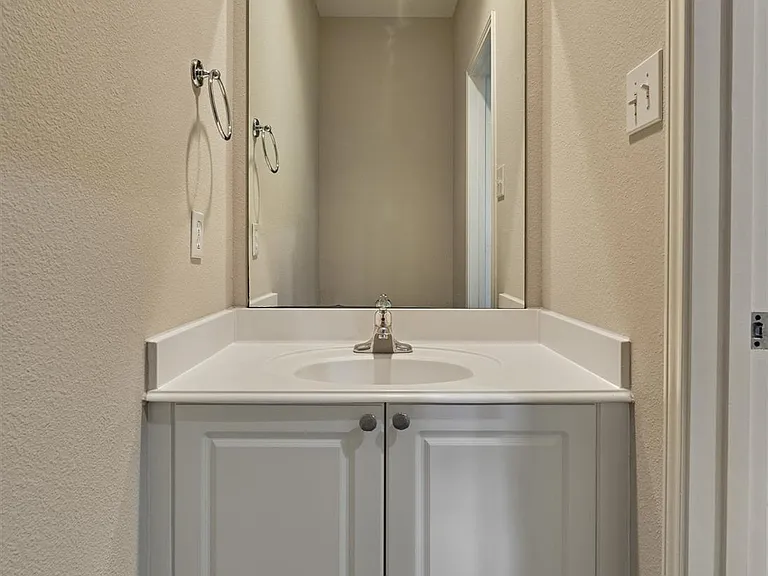 83 Woodlily Pl — Photo 7