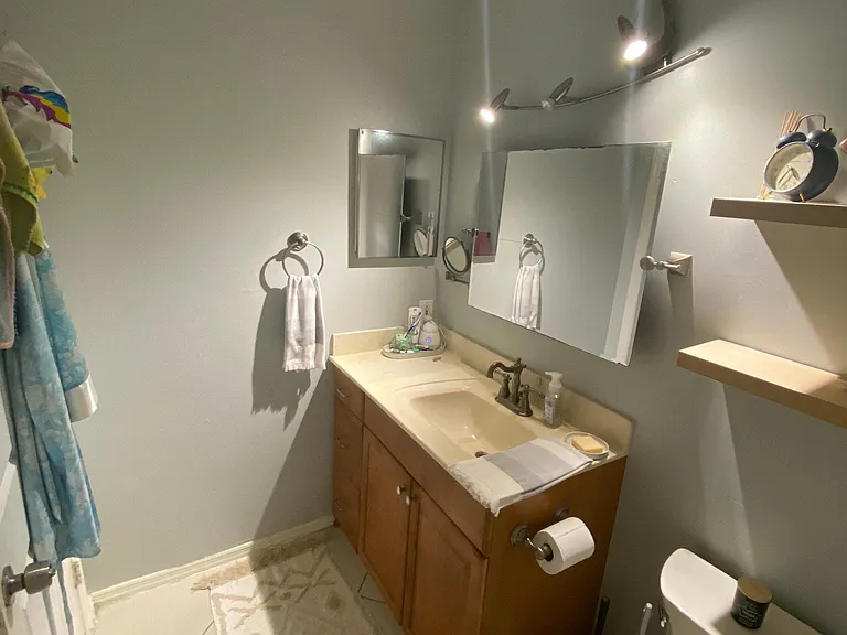 2313 N Congress Ave #14 — Photo 10