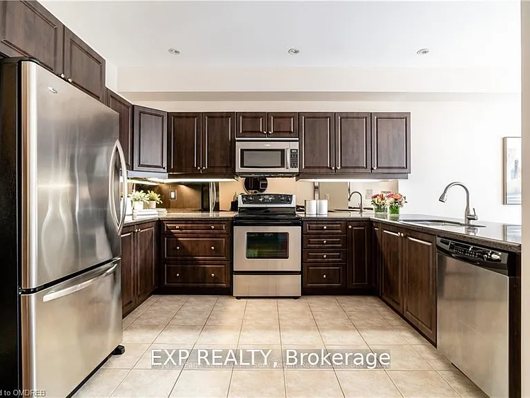 1333 Kestell Blvd — Photo 3