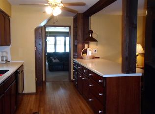 N2718 Norris Ln, Waupaca, WI 54981