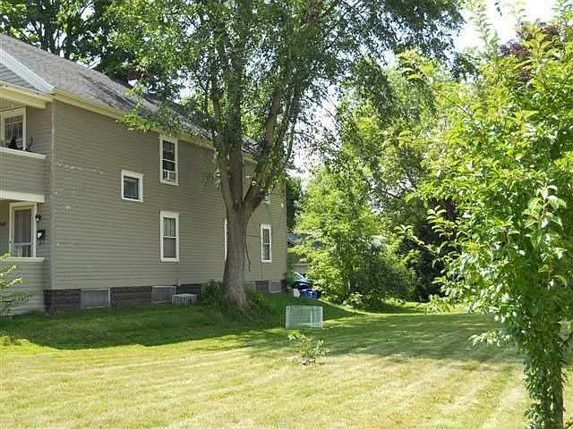 2nd image of 919 Croton St