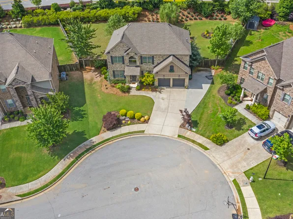 3179 Falls Crest Ct, Buford, GA 30519