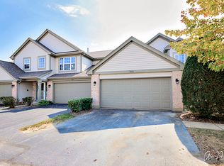 621 Arrowwood Ct, Lindenhurst, IL 60046