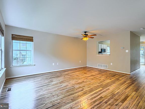 5th image of 4247 Goodson Ct