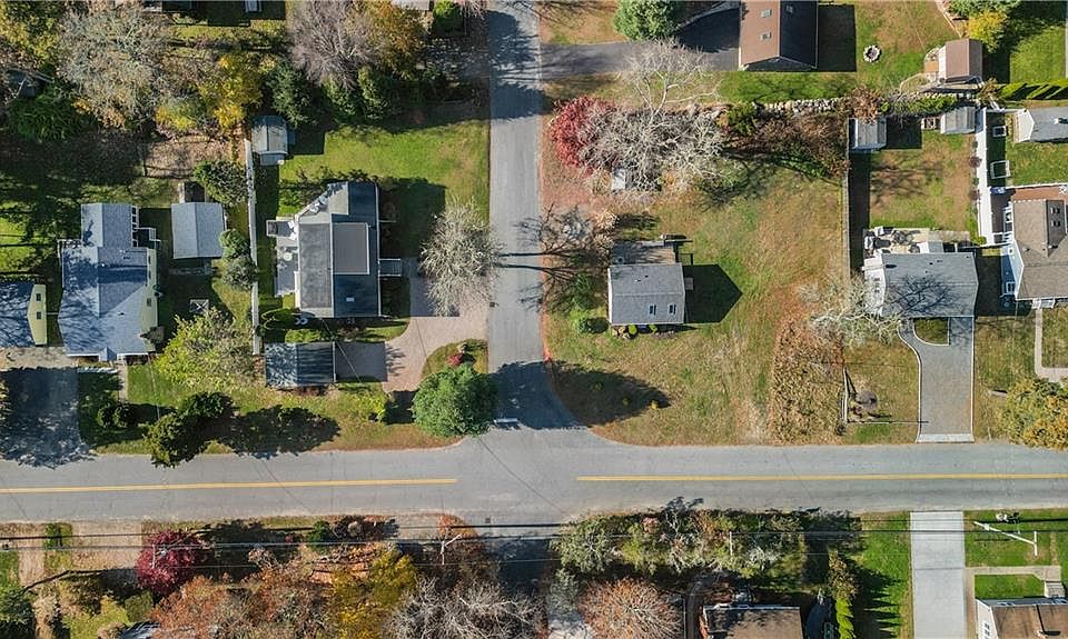 286 Holly Rd, South Kingstown, RI 02879 Zillow