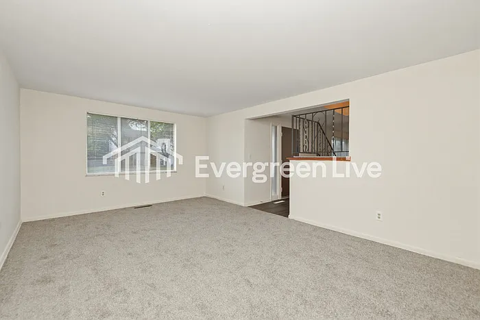 4431 Procuniar Dr — Photo 4