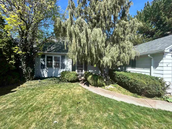 1131 11th Ave E, Twin Falls, ID 83301
