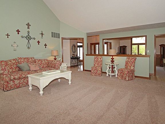 5th image of 1288 Eagle Crest Dr
