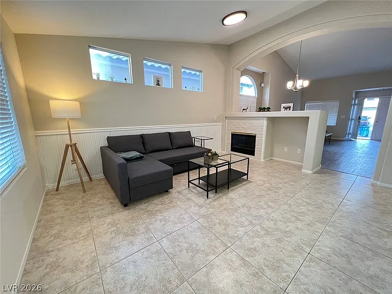 8109 Greenbush Dr — Photo 5