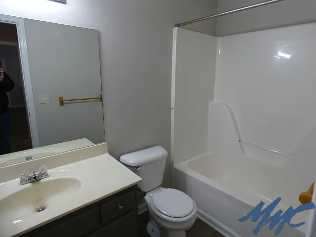 1114 Melvin Dr — Photo 13