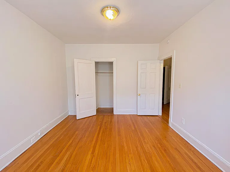702 Farmington Ave #A3 — Photo 7