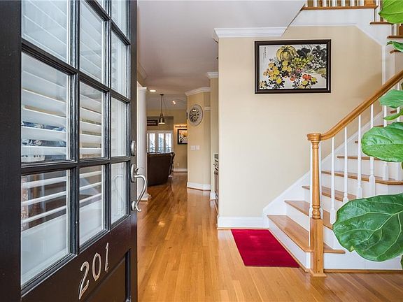 3rd image of 201 Byron Nelson Dr