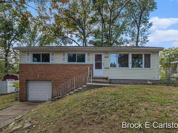 3447 Hiawatha Dr, Muskegon, MI 49441