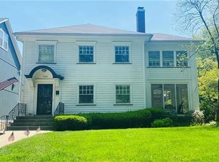 6029 Walnut St, Kansas City, MO 64113