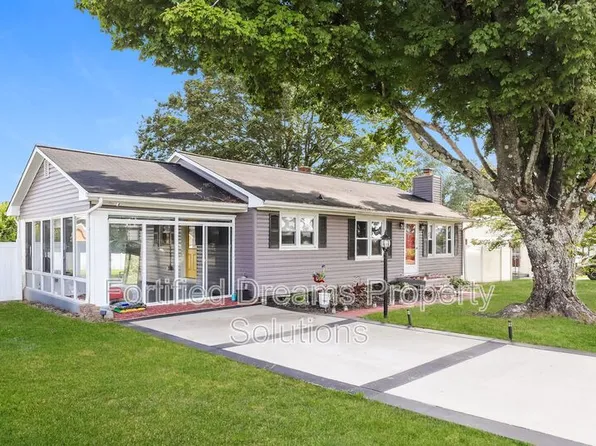 157 Mickey Rd, Winston Salem, NC 27107