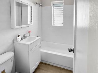 11-2360 SW 22nd St #11, Miami, FL 33145
