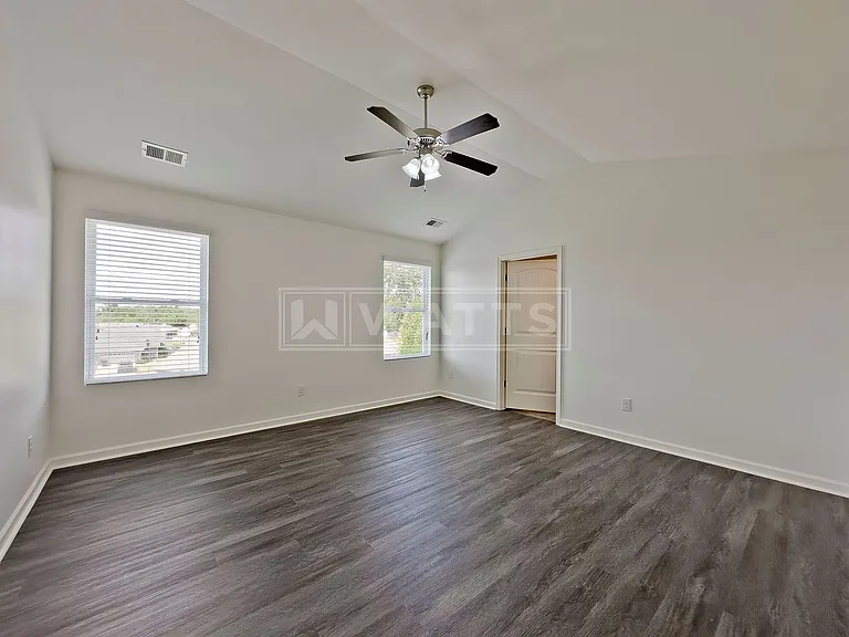 5081 Bella Ct — Photo 14