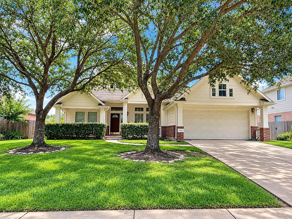 14015 Blue Vista Dr