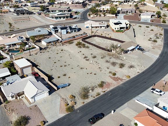 3rd image of 2645 Avalon Pl