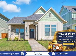 102 Cardinal Woods, Granbury, TX 76049