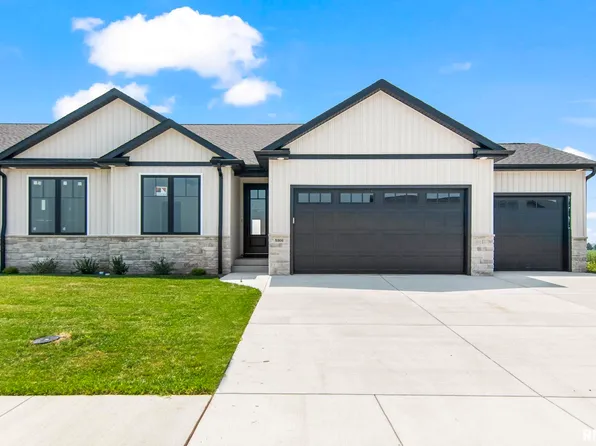 5302 Verdant Ln, Springfield, IL 62711