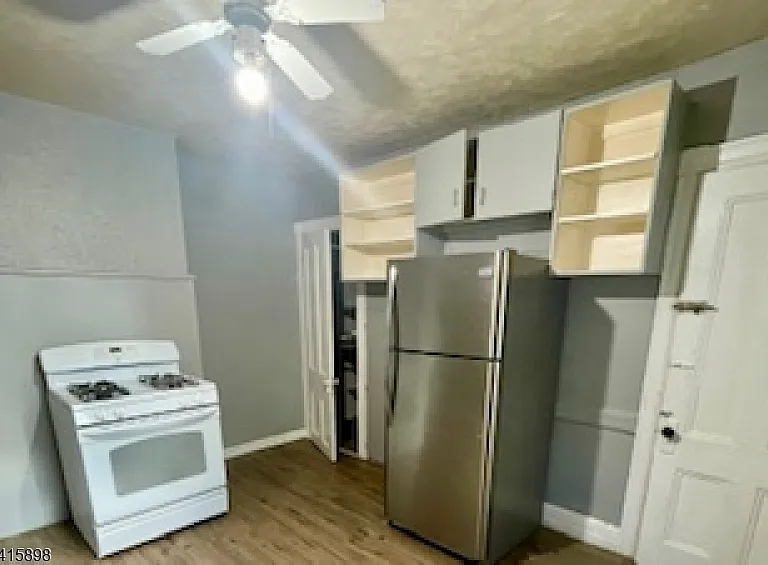 49 Cambridge St #1 — Photo 15