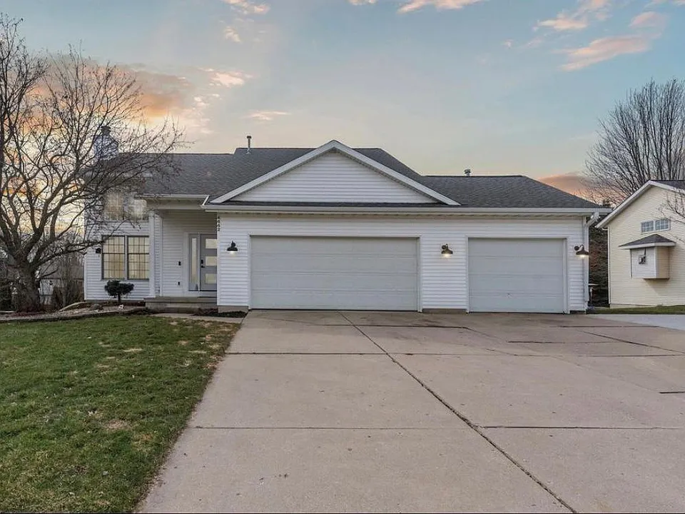 4442 Sunnyslope Dr