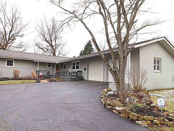 2nd image of 321 Wesley Ave