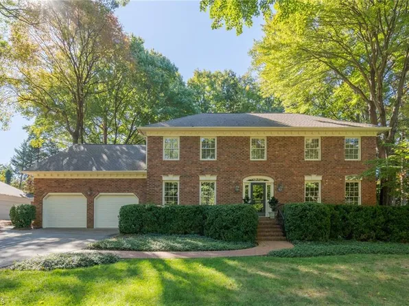 1815 Carmel Rd, Greensboro, NC 27408