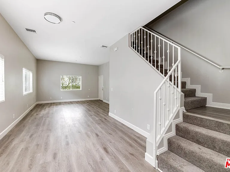 14735 Friar St #113 — Photo 8