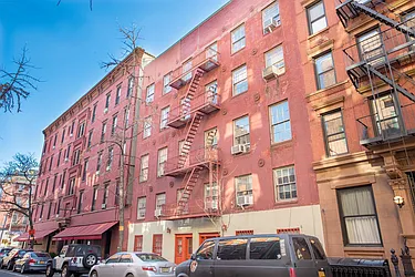 190 West 10th Street in West Village