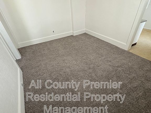 4th image of 723 Sampson Ave Floor 1