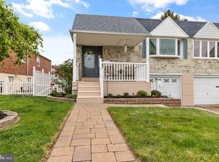 1957 Morrell St, Philadelphia, PA 19115