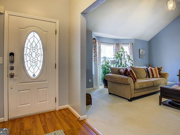 5th image of 4885 Hidden Creek Pl