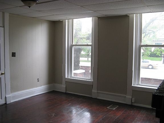3rd image of 2111 W Market St #1