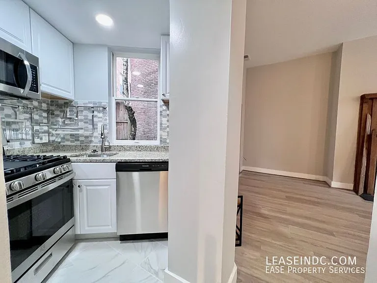 1007 New Hampshire Ave NW #2 — Photo 6