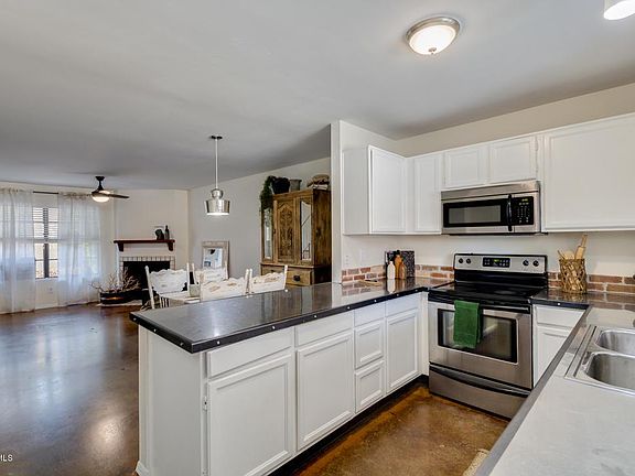 3rd image of 5704 E Aire Libre Ave Unit 1107