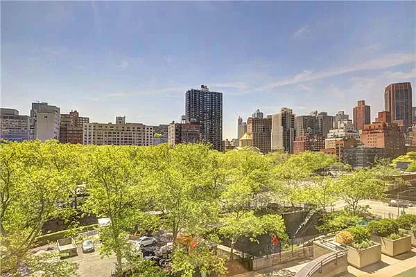 Rented by Park River | media 8