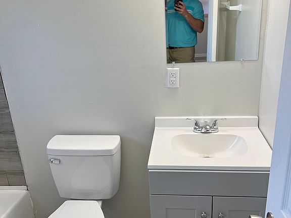 3rd image of 108 W Ball St APT 1